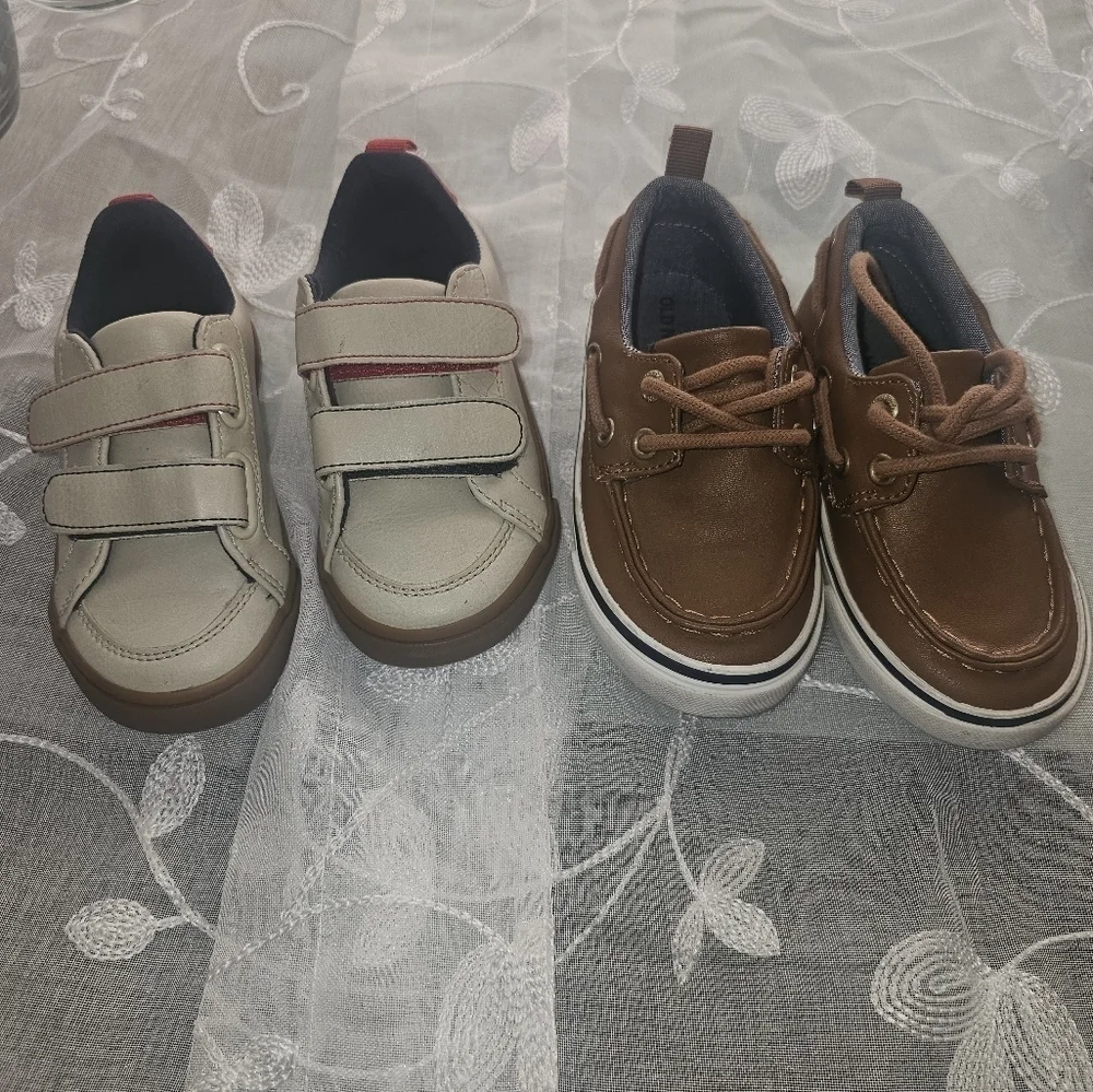 Old Navy, kids shoes size 7